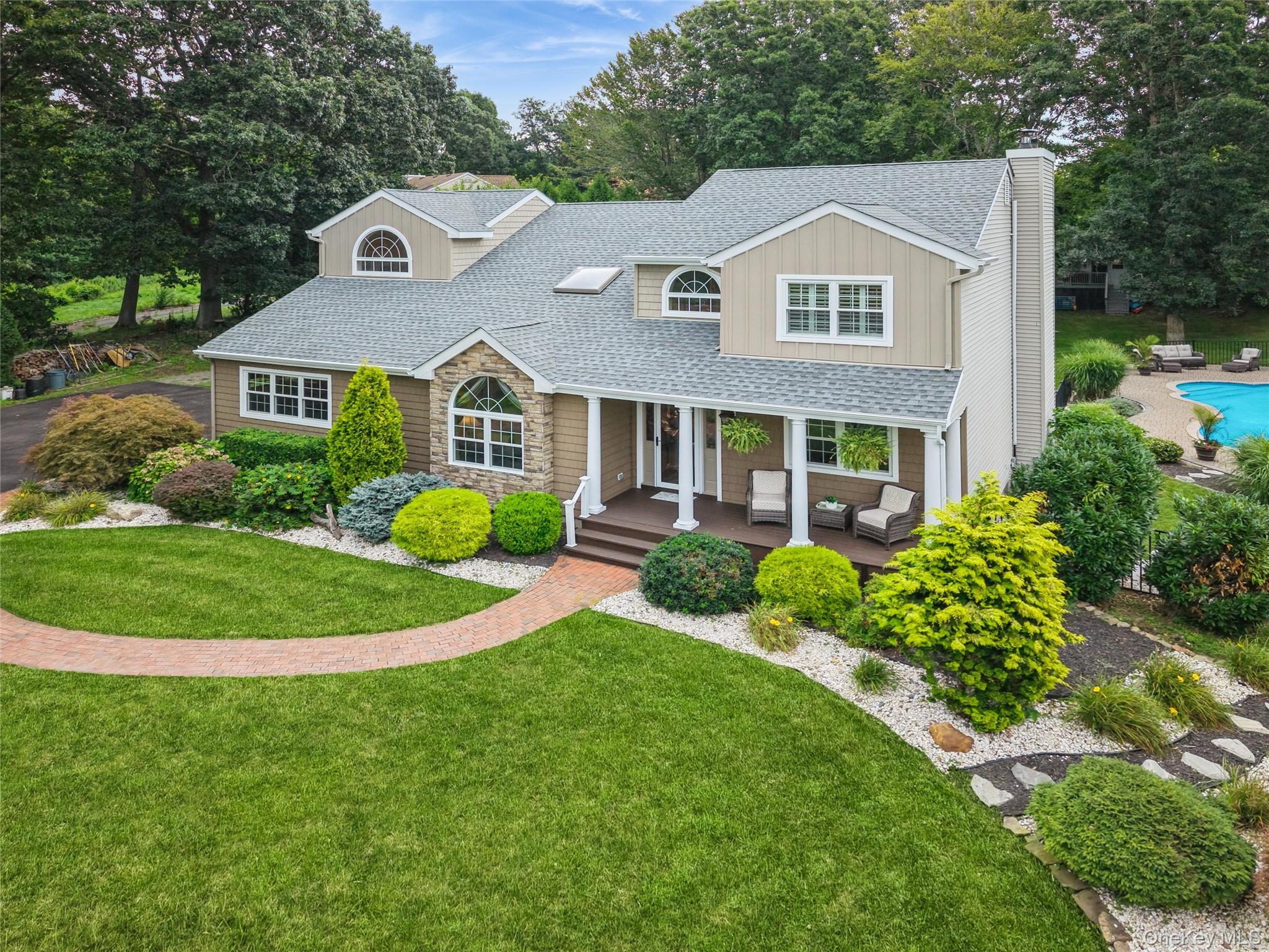 42 Adelia Path — photo