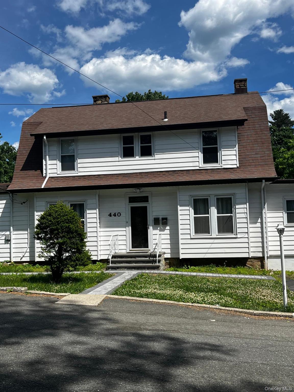 436 Aka 440 Mile Square Road — photo