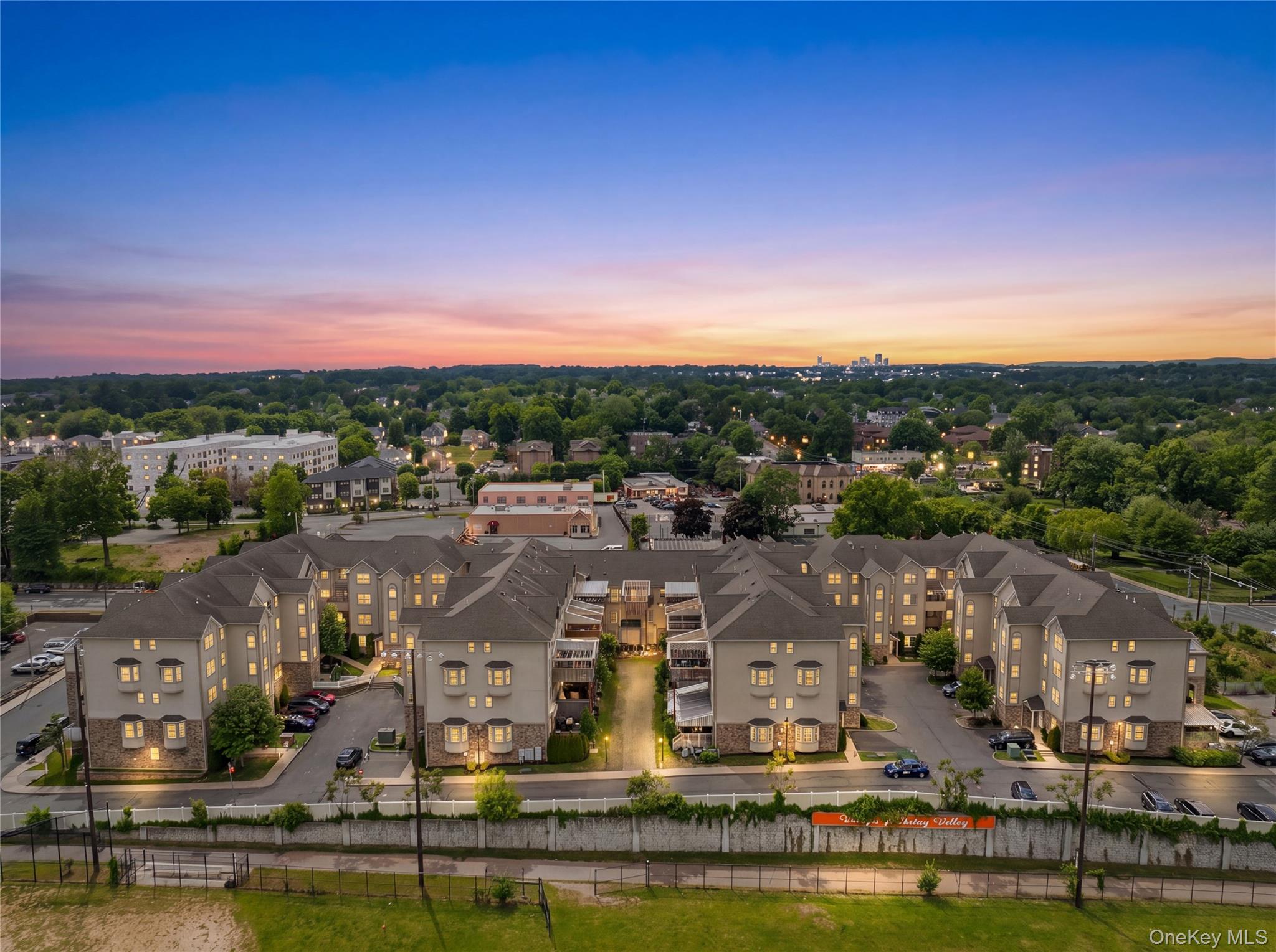 1206 Parkview Drive — photo