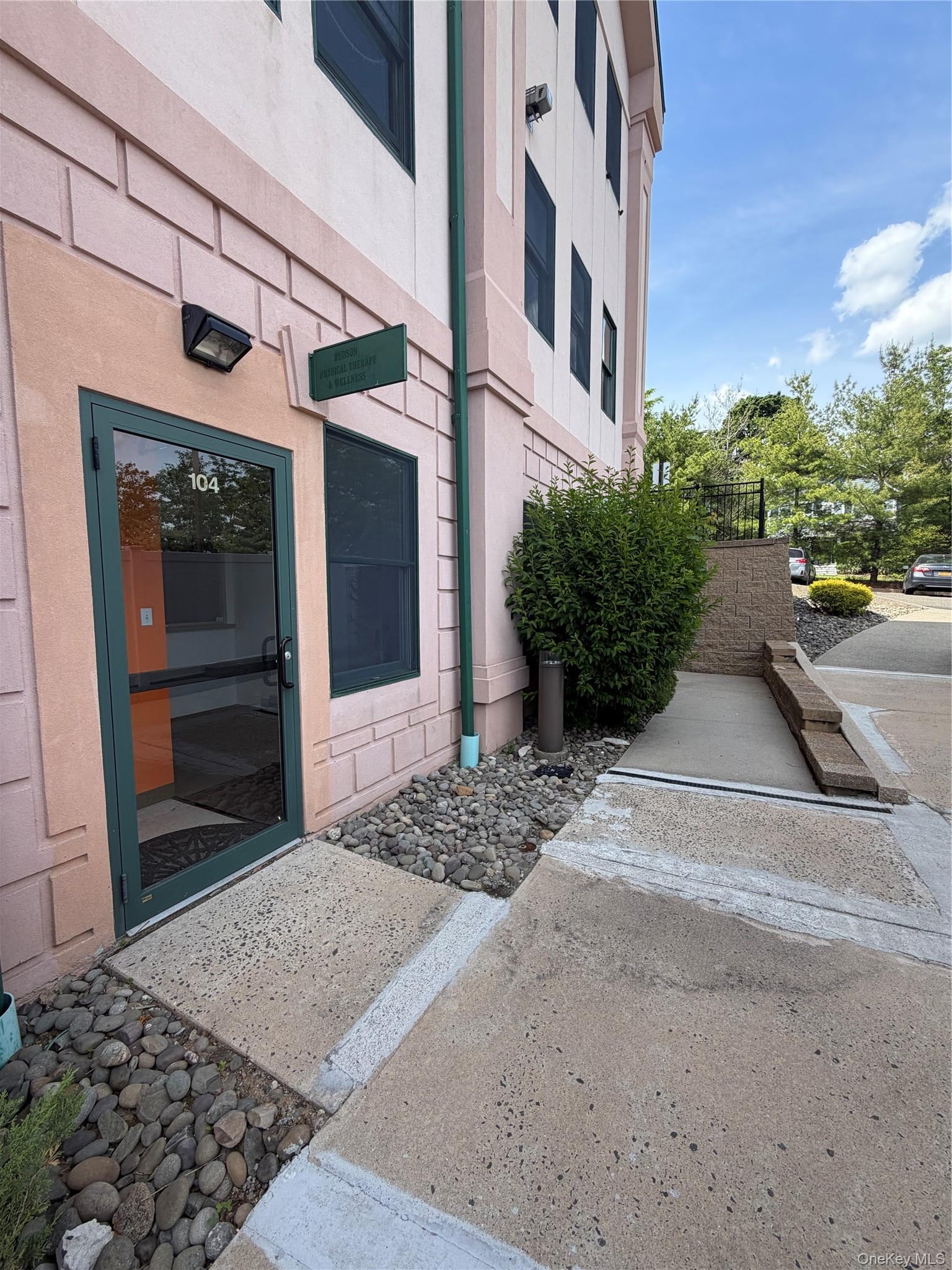 265 N Highland Avenue Suite 104 — photo