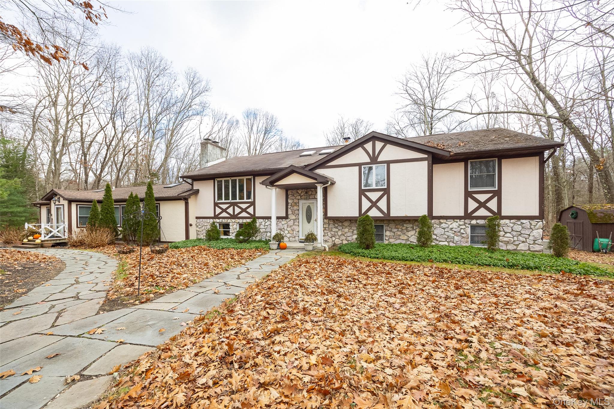 4 Kilmer Road — photo