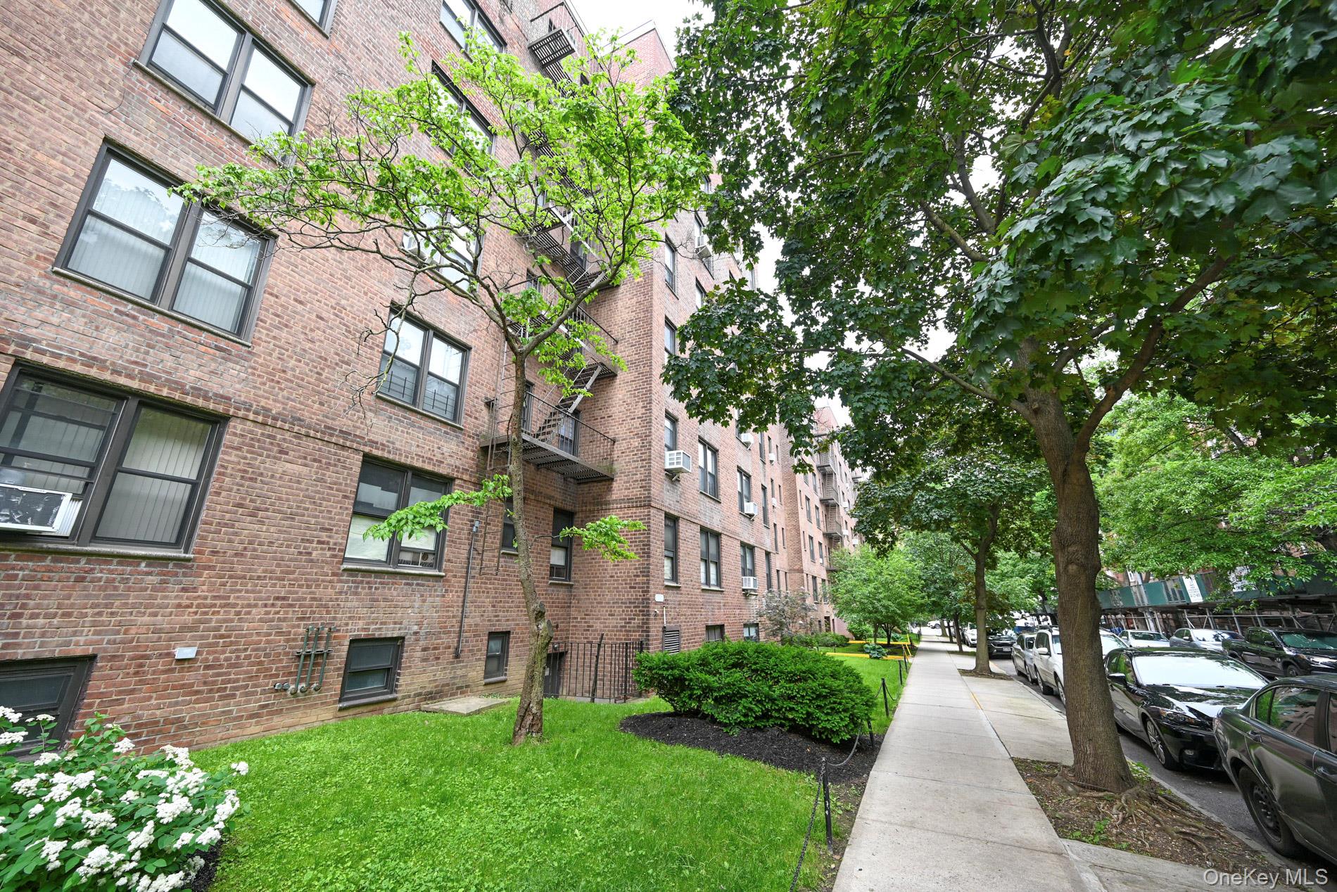 105-21 66th Avenue 5B — photo
