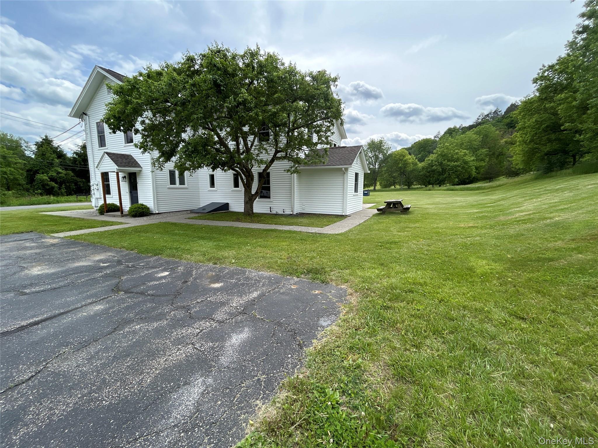 173 Amenia Road 2 & 4 — photo