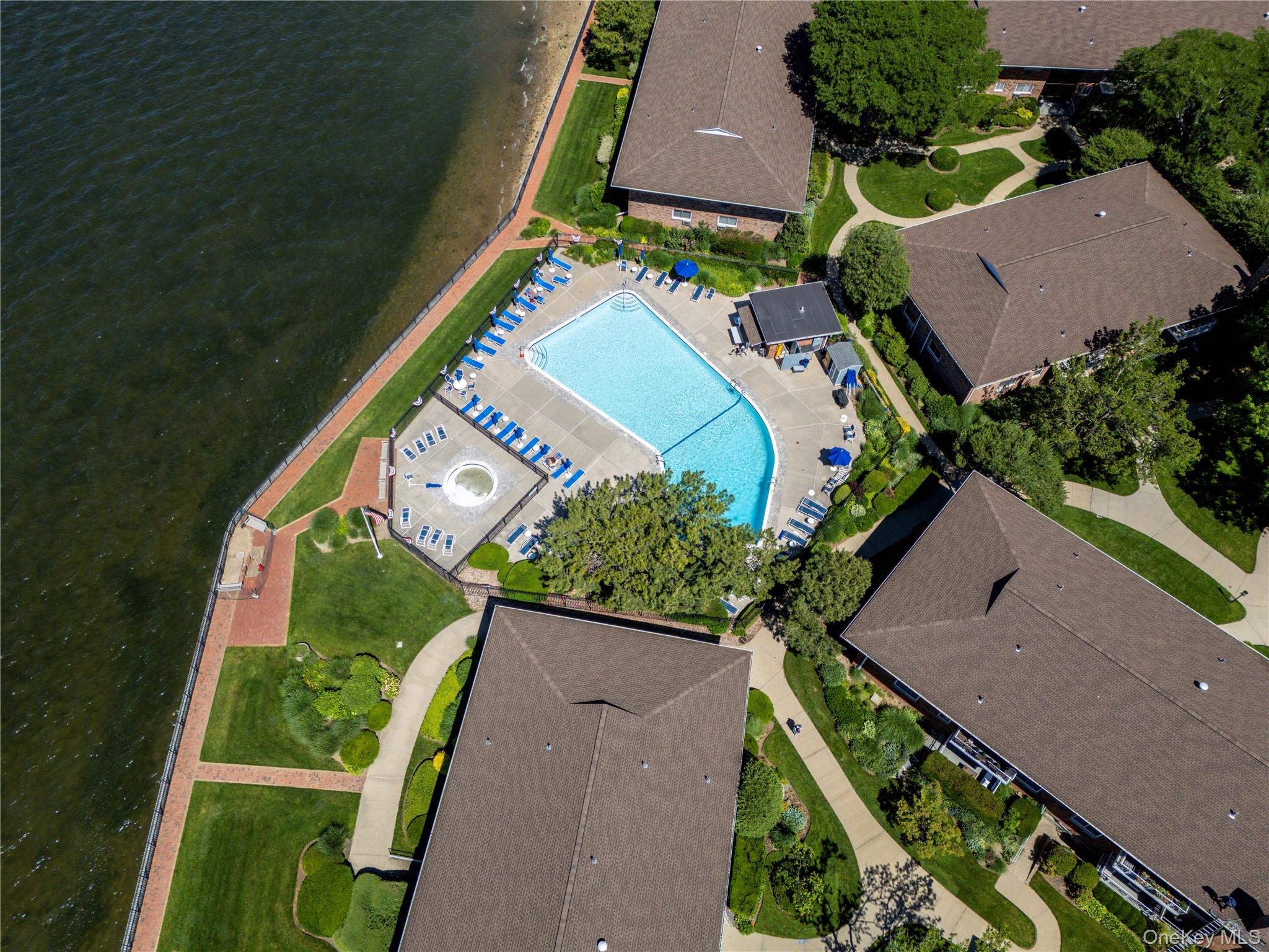 1 Toms Point Lane Building 5, Unit 9J — photo