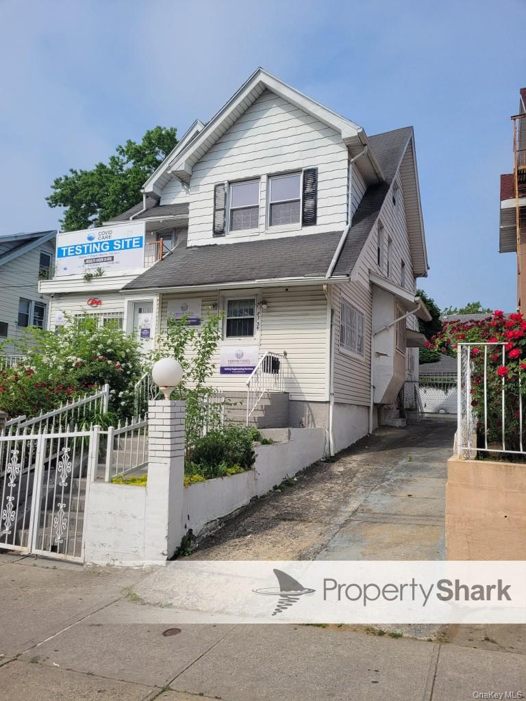 8734 169th Street — photo