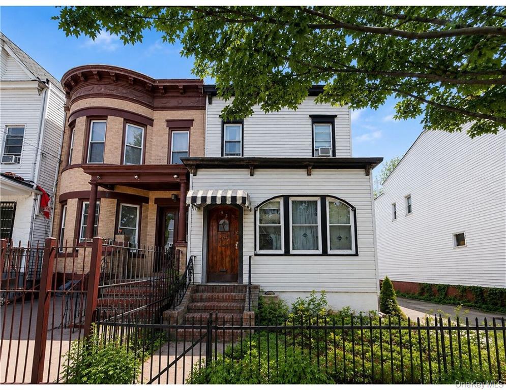 93 Linwood Street — photo
