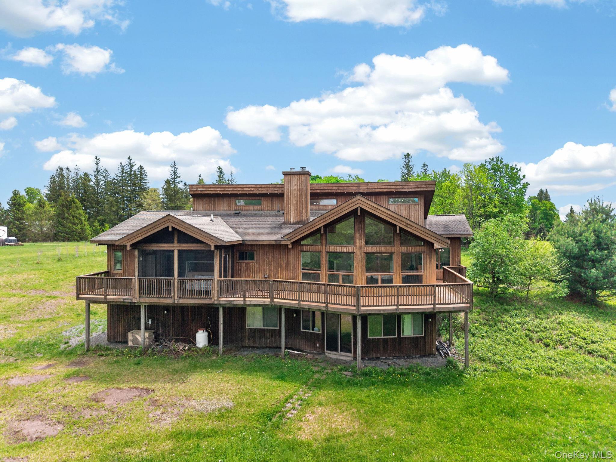 81 N Pond Drive — photo