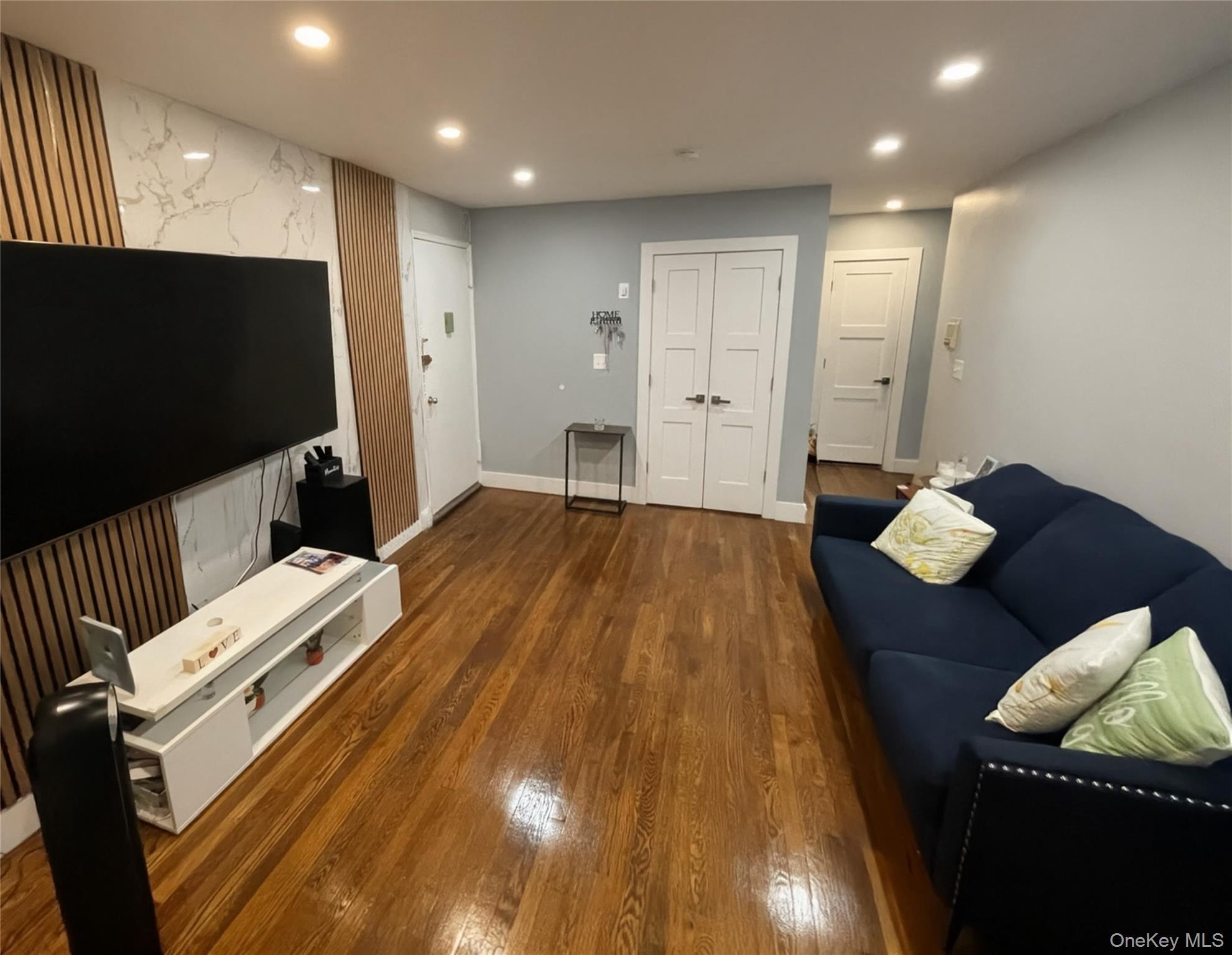 180 Van Cortlandt Park S 5J — photo