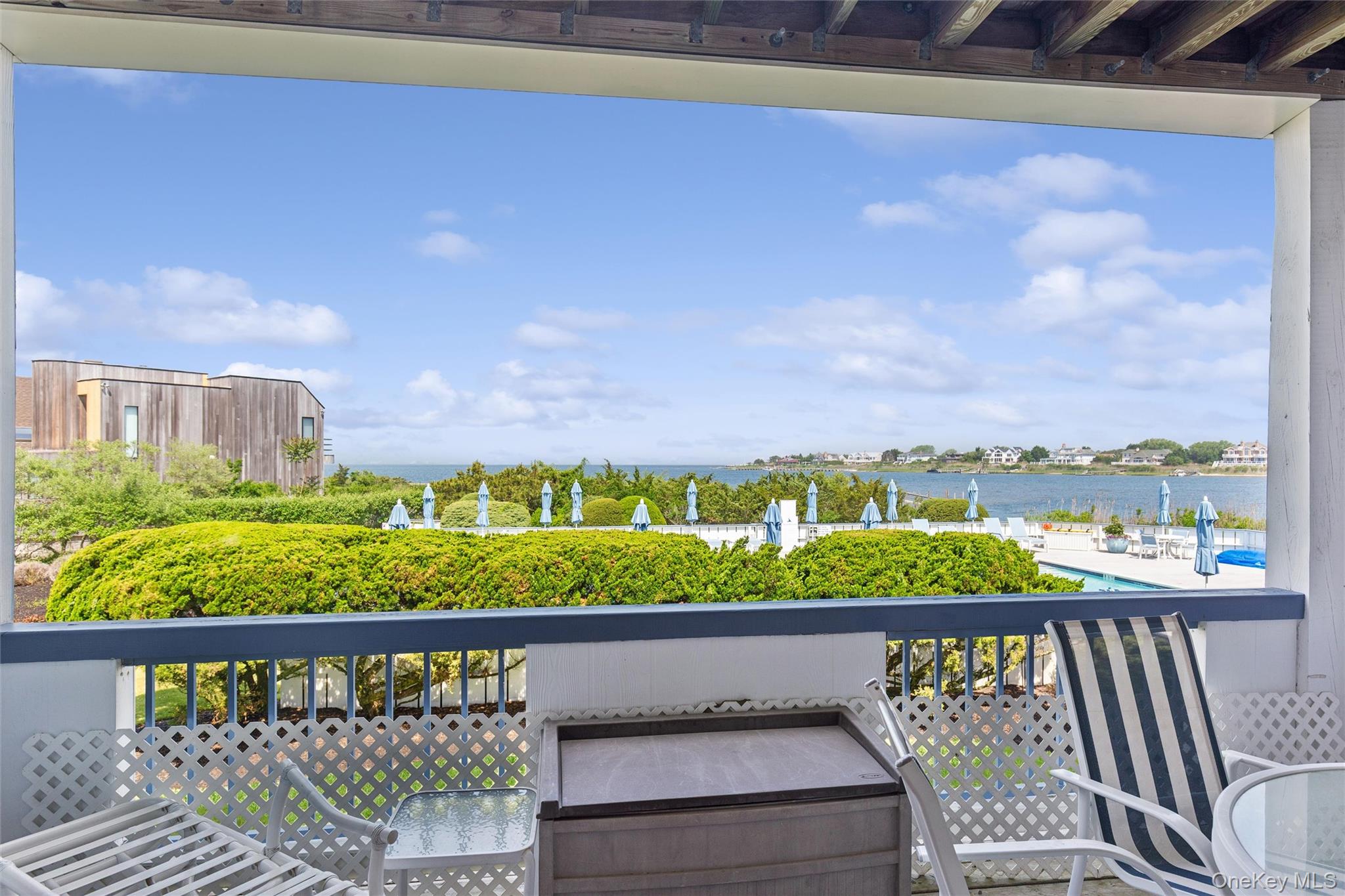 260 Dune Road 79 — photo