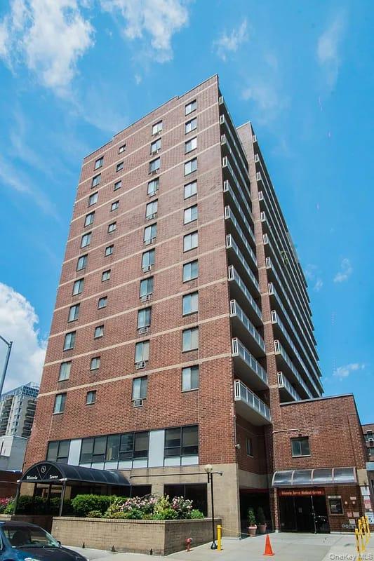 136-17 Maple Avenue 5a — photo