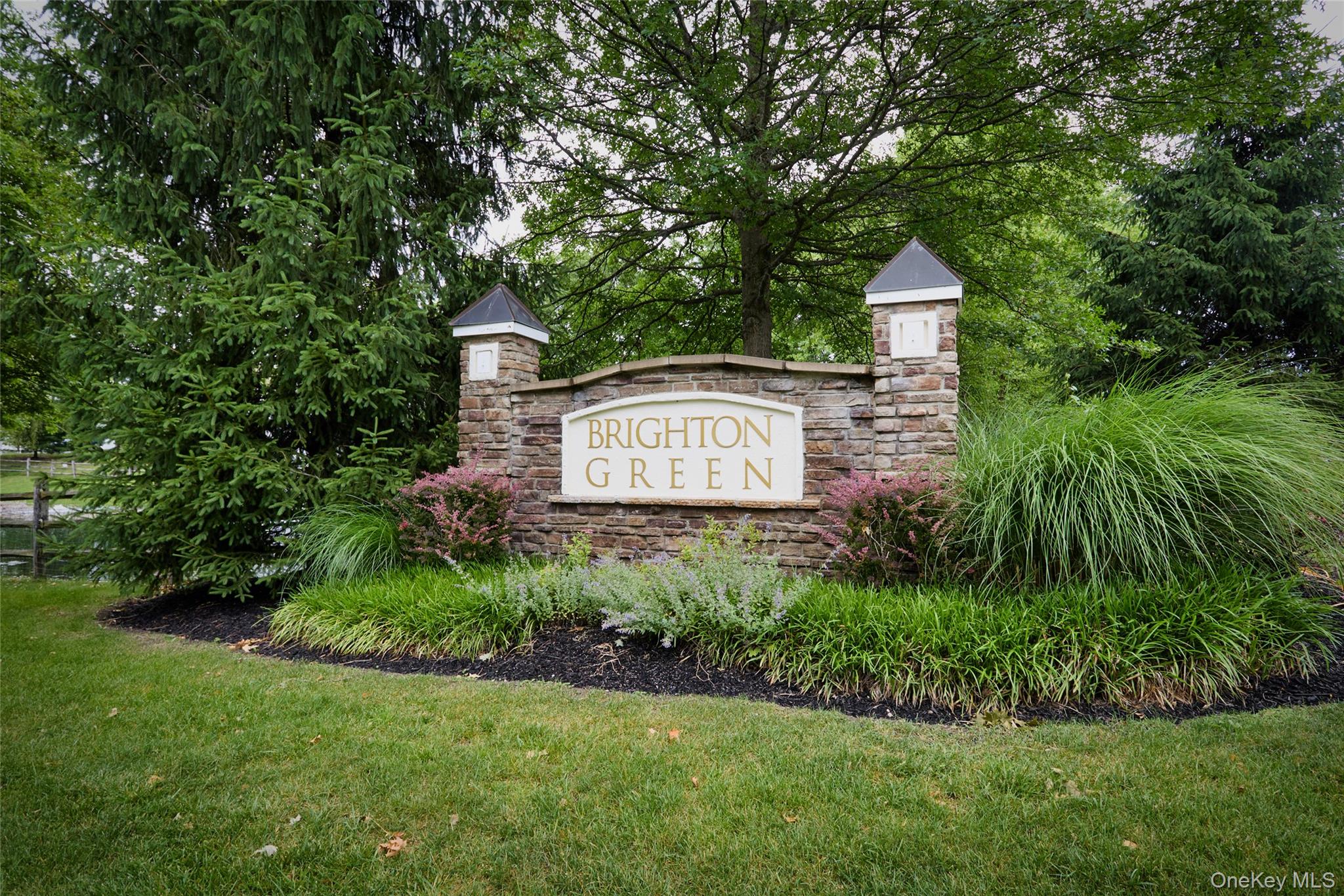 7 Bainbridge Place 404 — photo