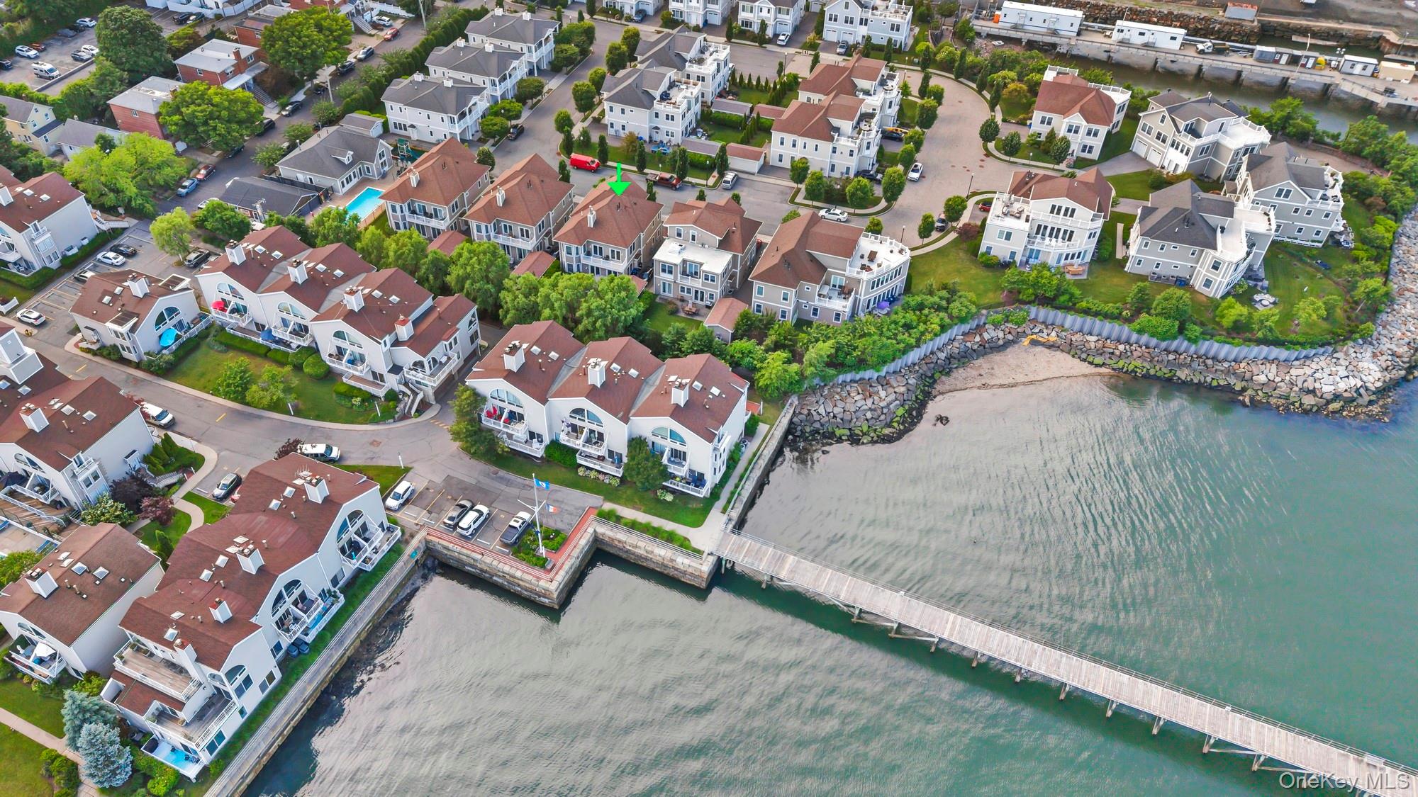 51 Island Point 51 — photo
