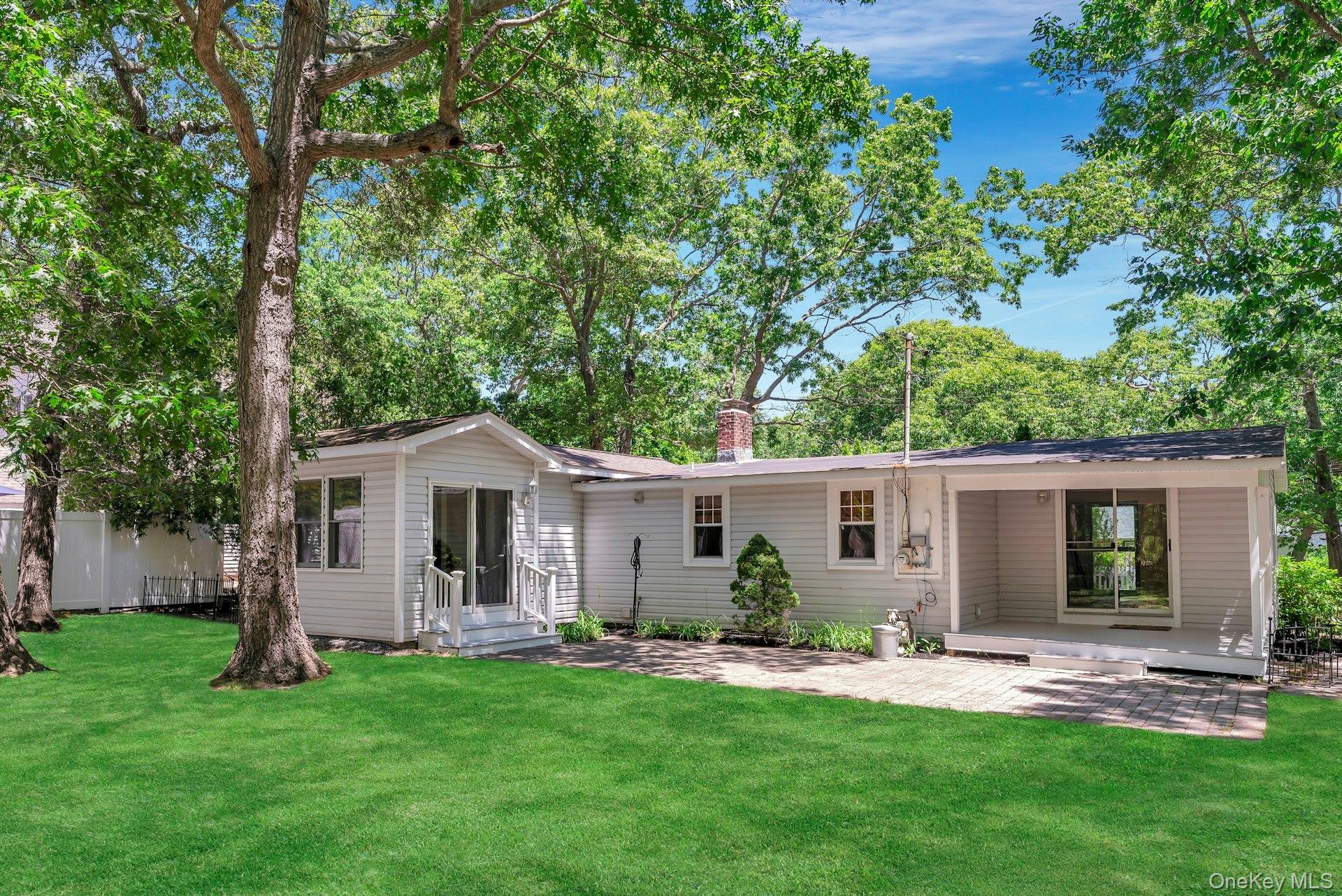 420 Sigsbee Road — photo