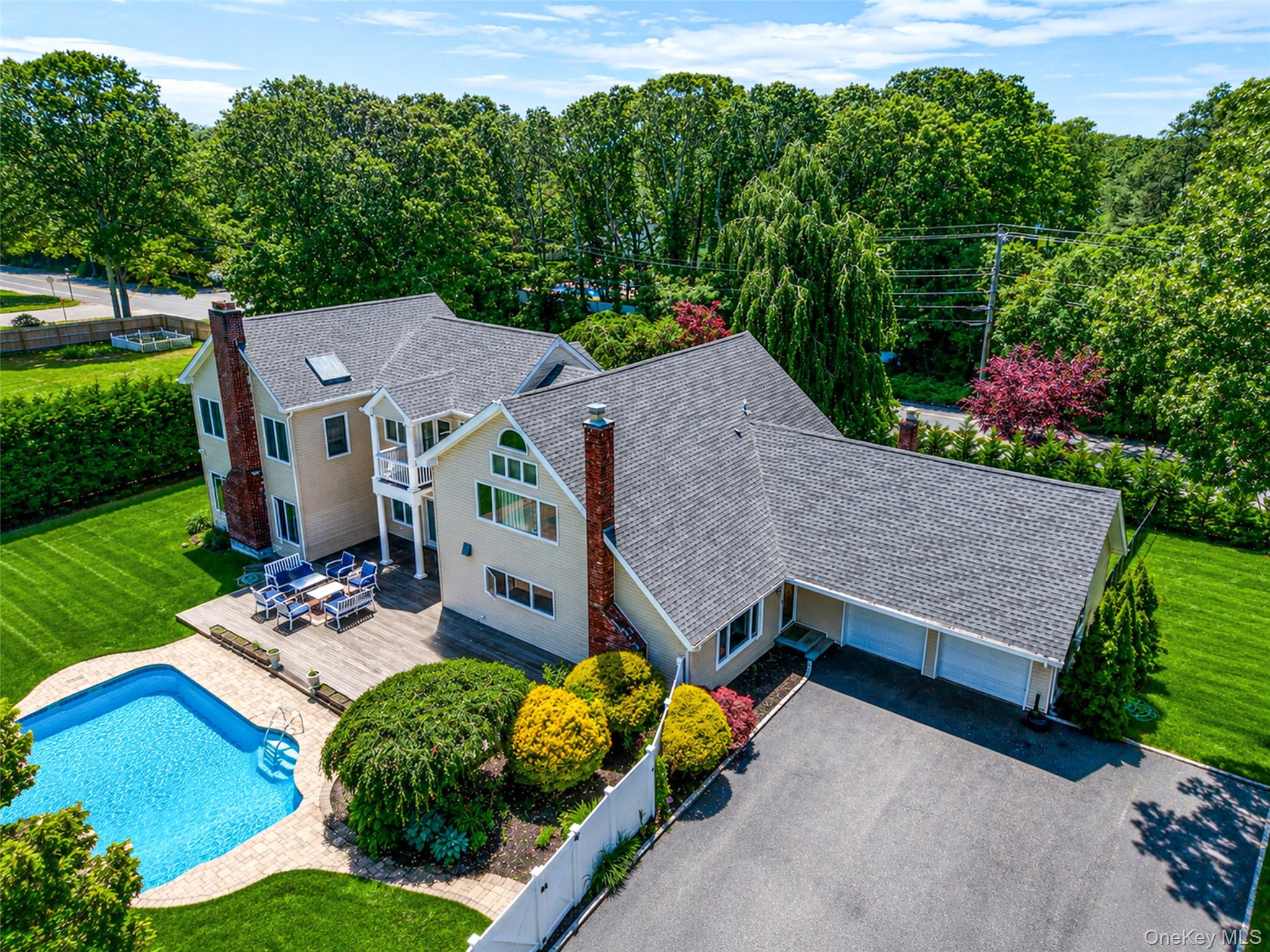 2 Jodi Drive — photo