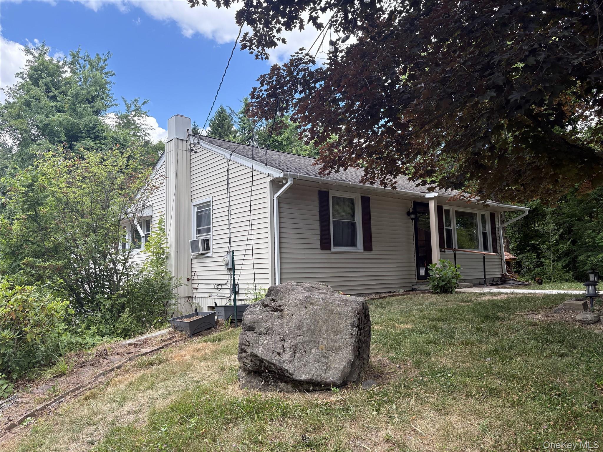 3553 Route 9G — photo