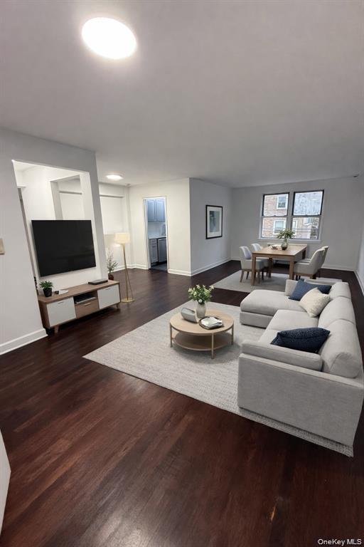 154 Ravine Avenue 3B — photo