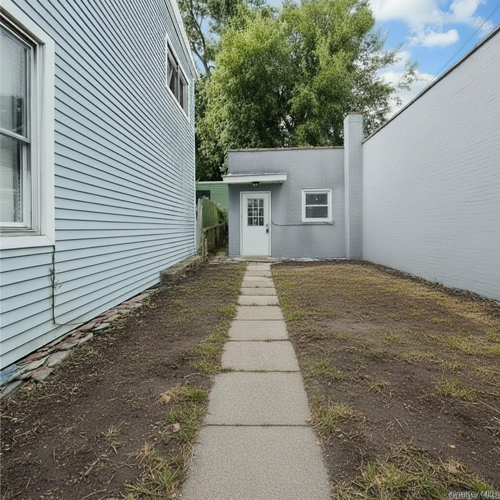 42 Quassaick Avenue — photo
