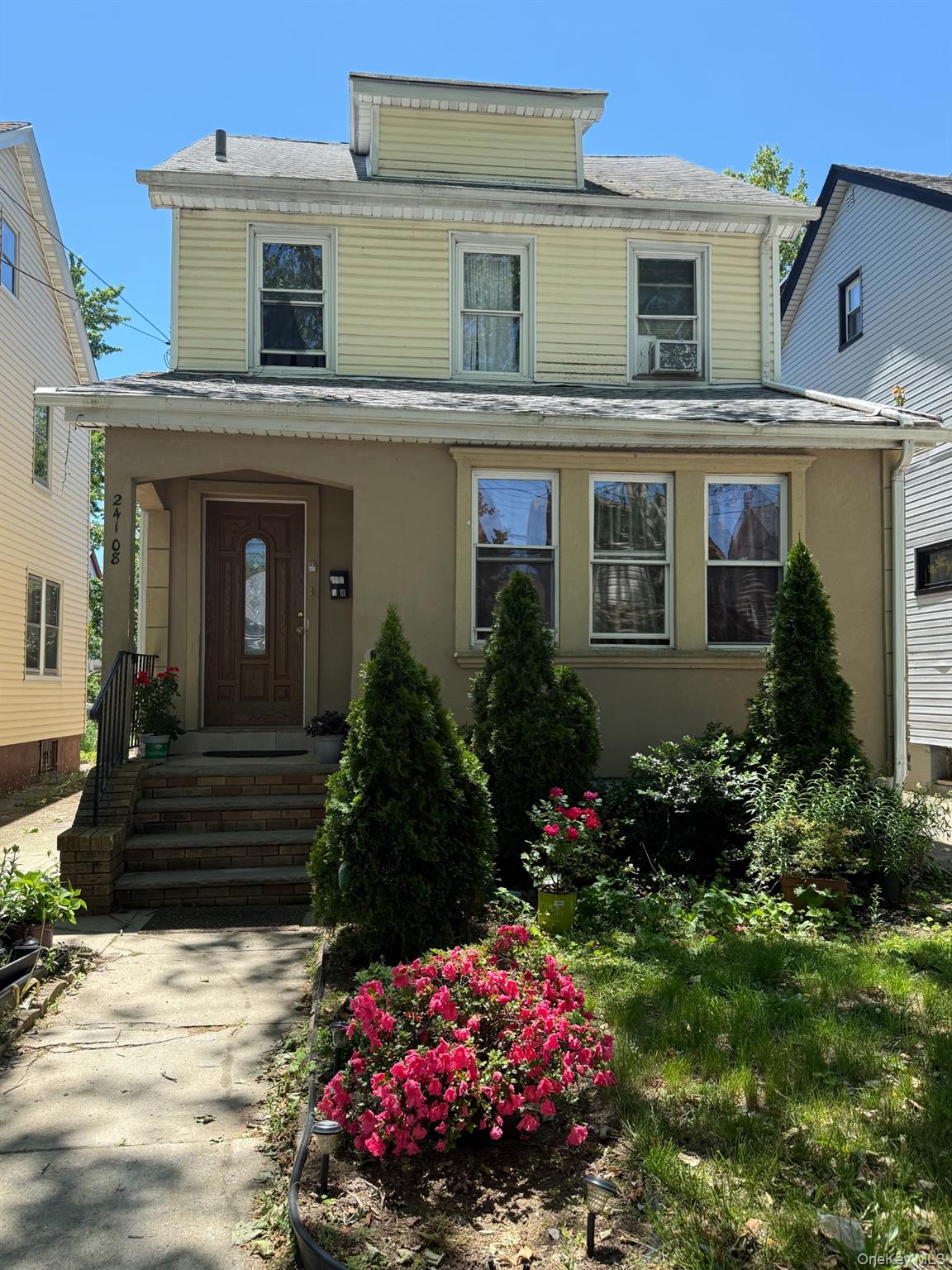 241-08 Mayda Road — photo