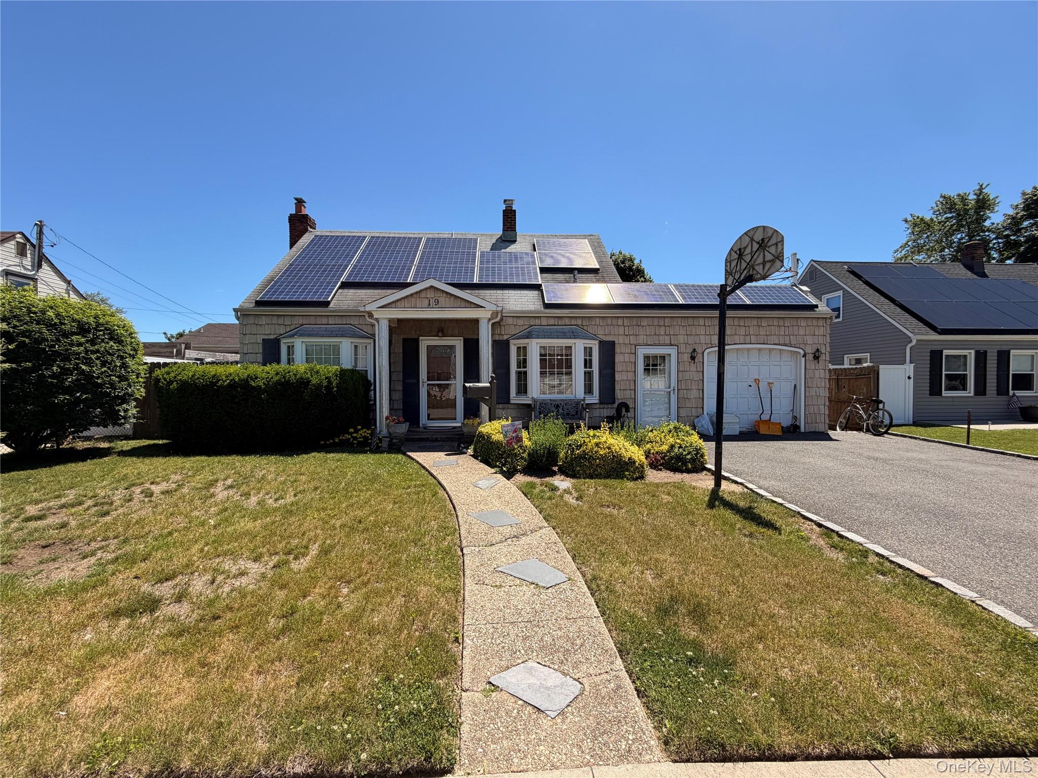 19 Surrey Lane — photo