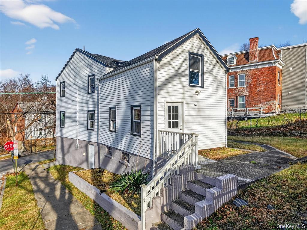 27 Spruce Street — photo