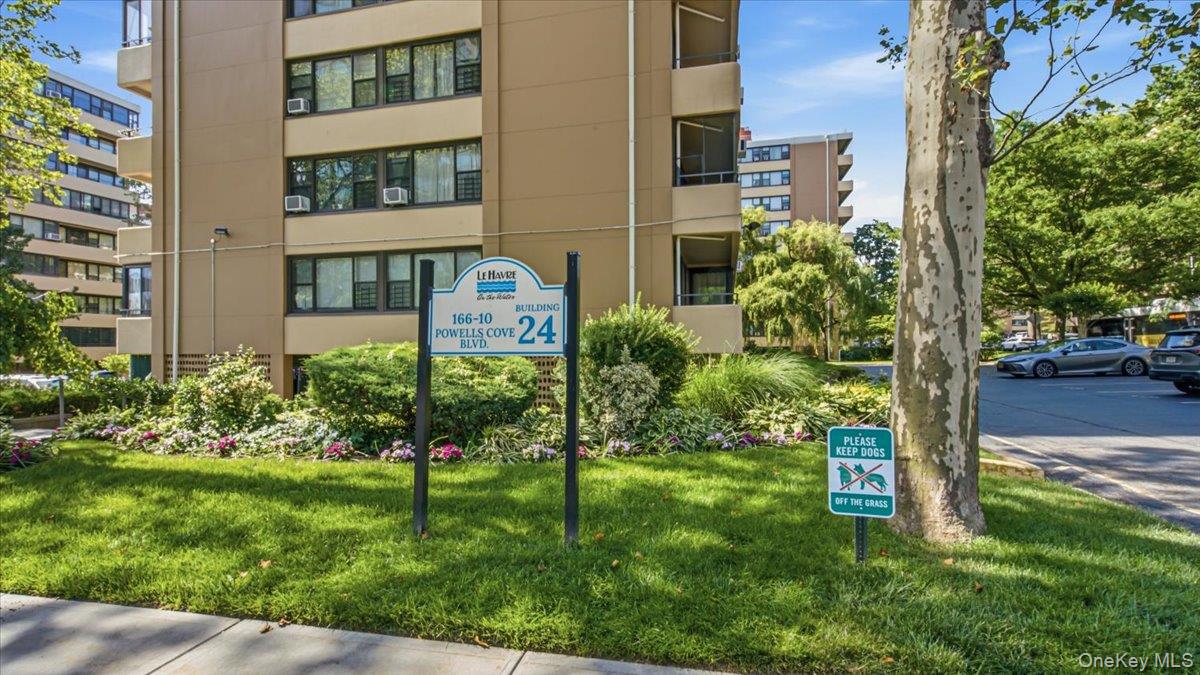 166-10 Powells Cove Boulevard 6C — photo