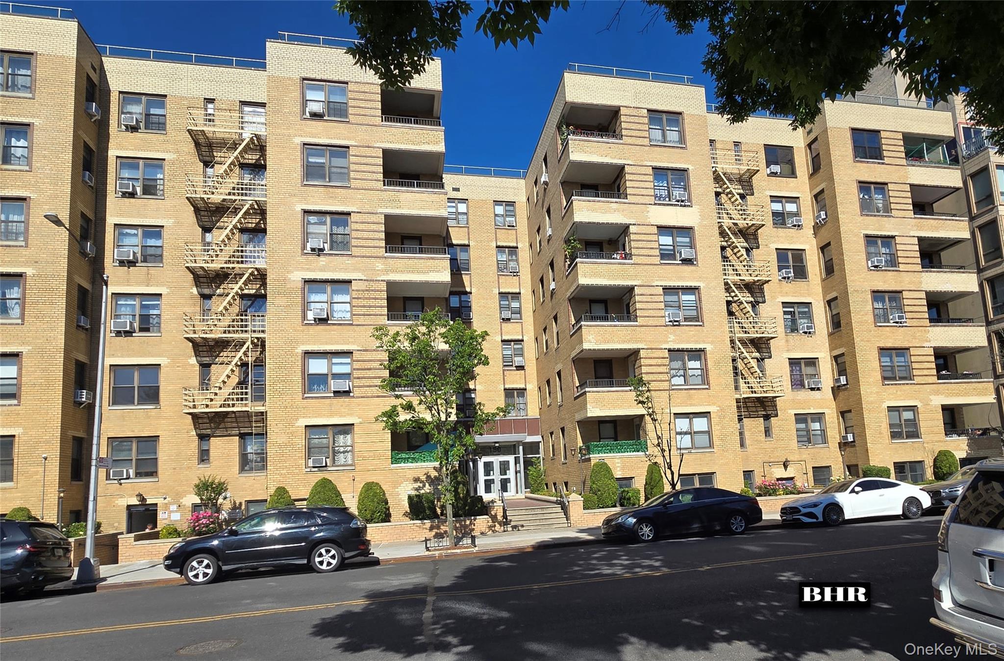 150 W End Avenue 3E — photo