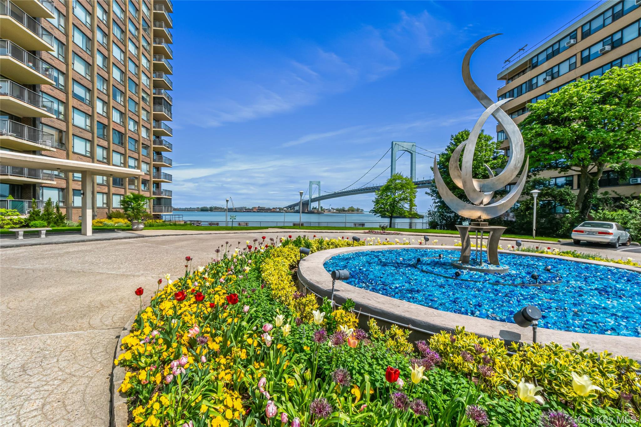 166-25 Powells Cove Boulevard 4M — photo