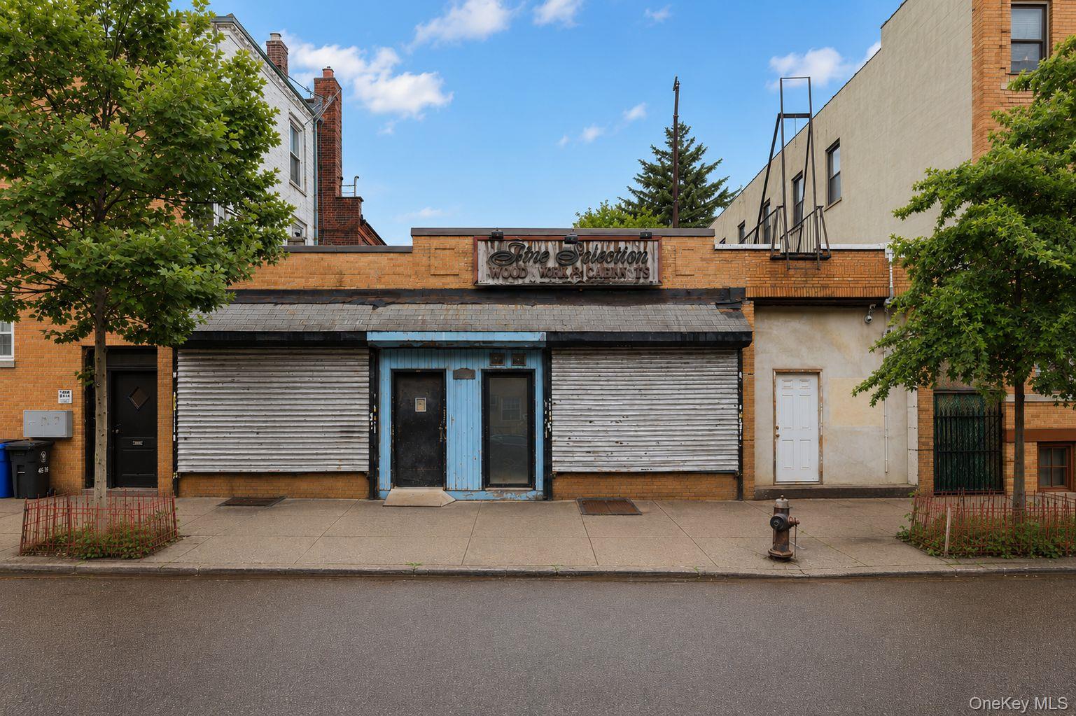 65-19 Myrtle Avenue StoreFront 2 — photo