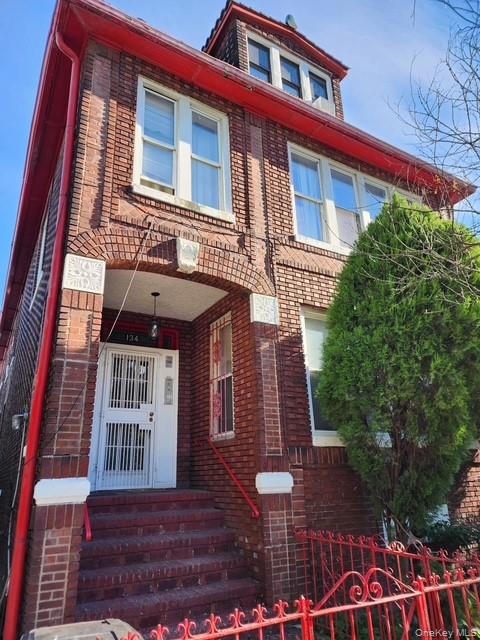 134 Sullivan Place — photo