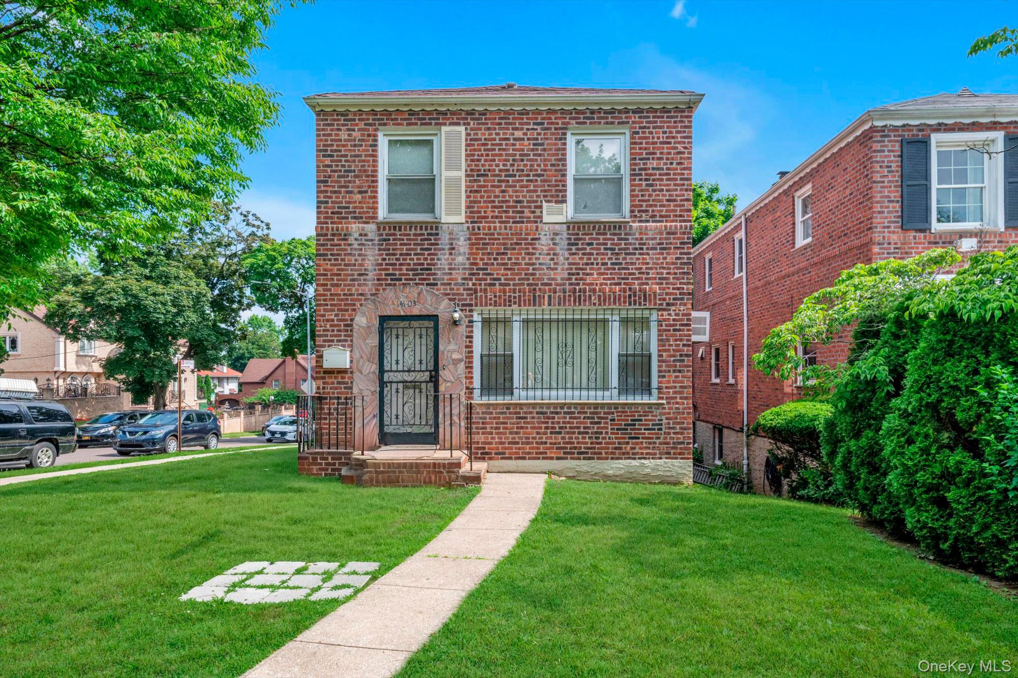 141-03 Hoover Avenue — photo