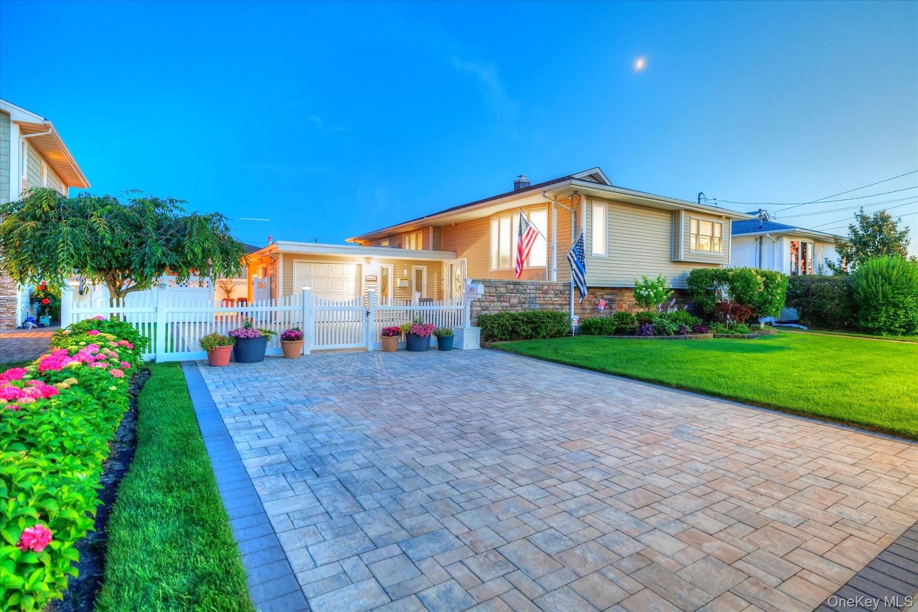 165 Elaine Drive — photo