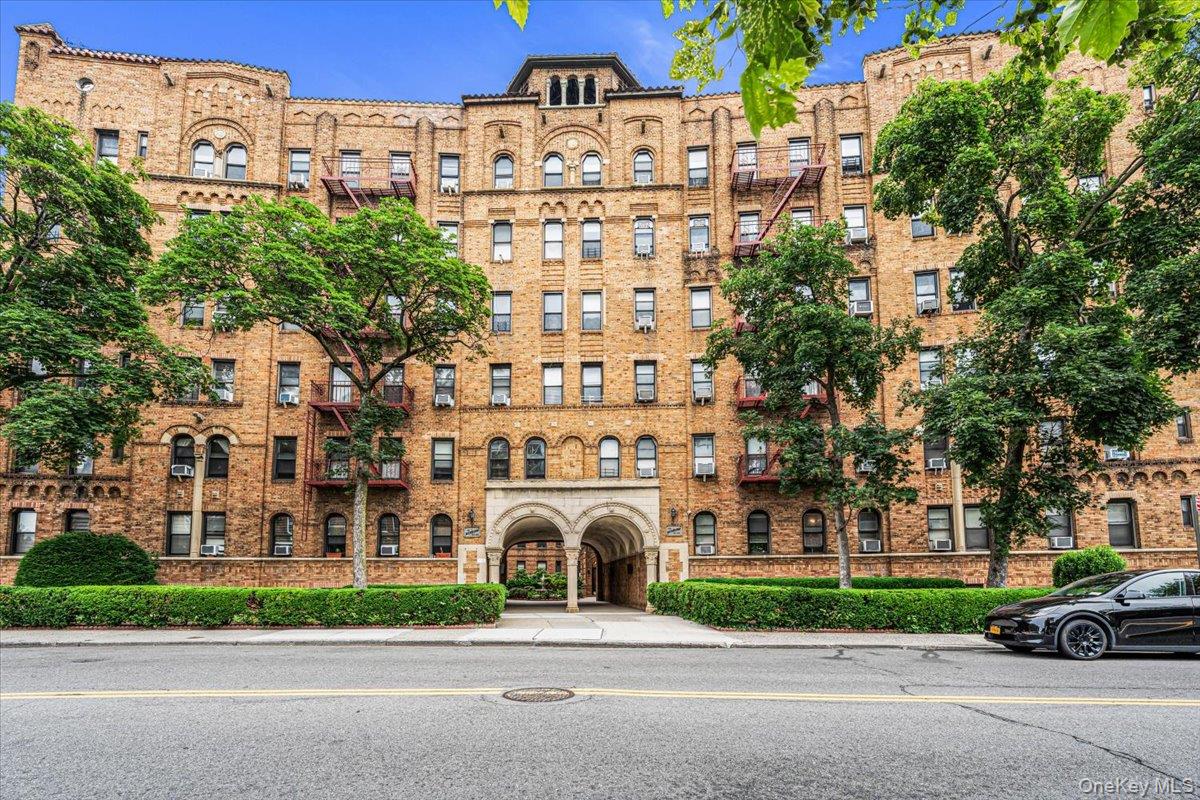 8344 Lefferts Boulevard 3D — photo