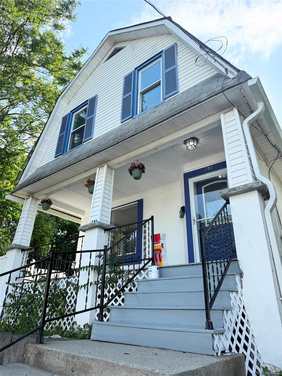 101 N Beacon Street — photo