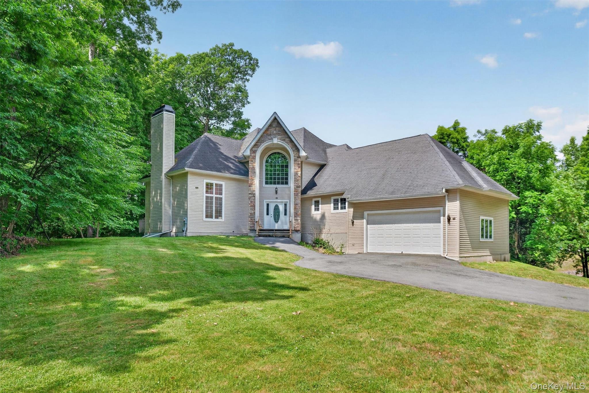 21 Huyler Drive — photo