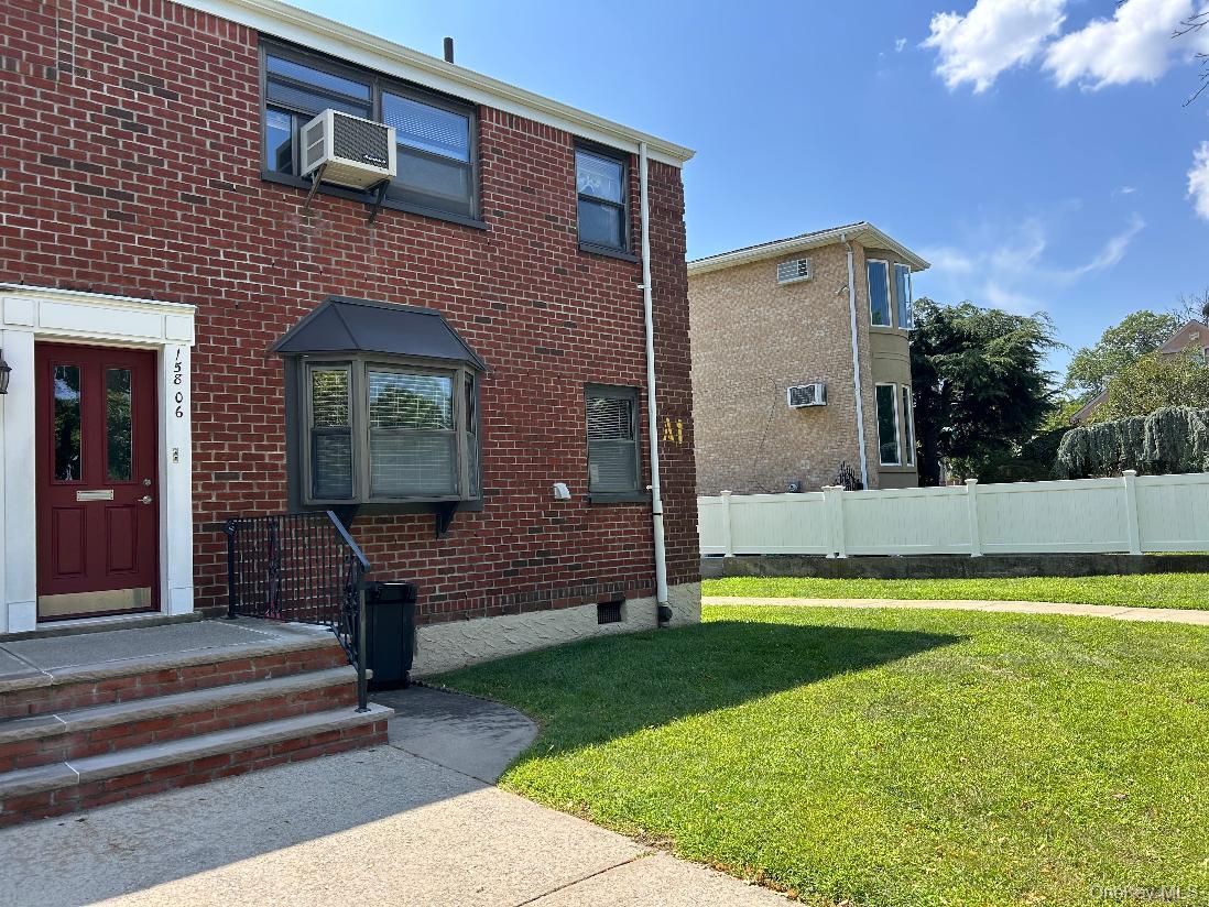 158 06 Cross Island Parkway 6-2 — photo