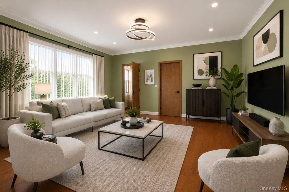 Home in Rosedale, NY 11422 — photo 3