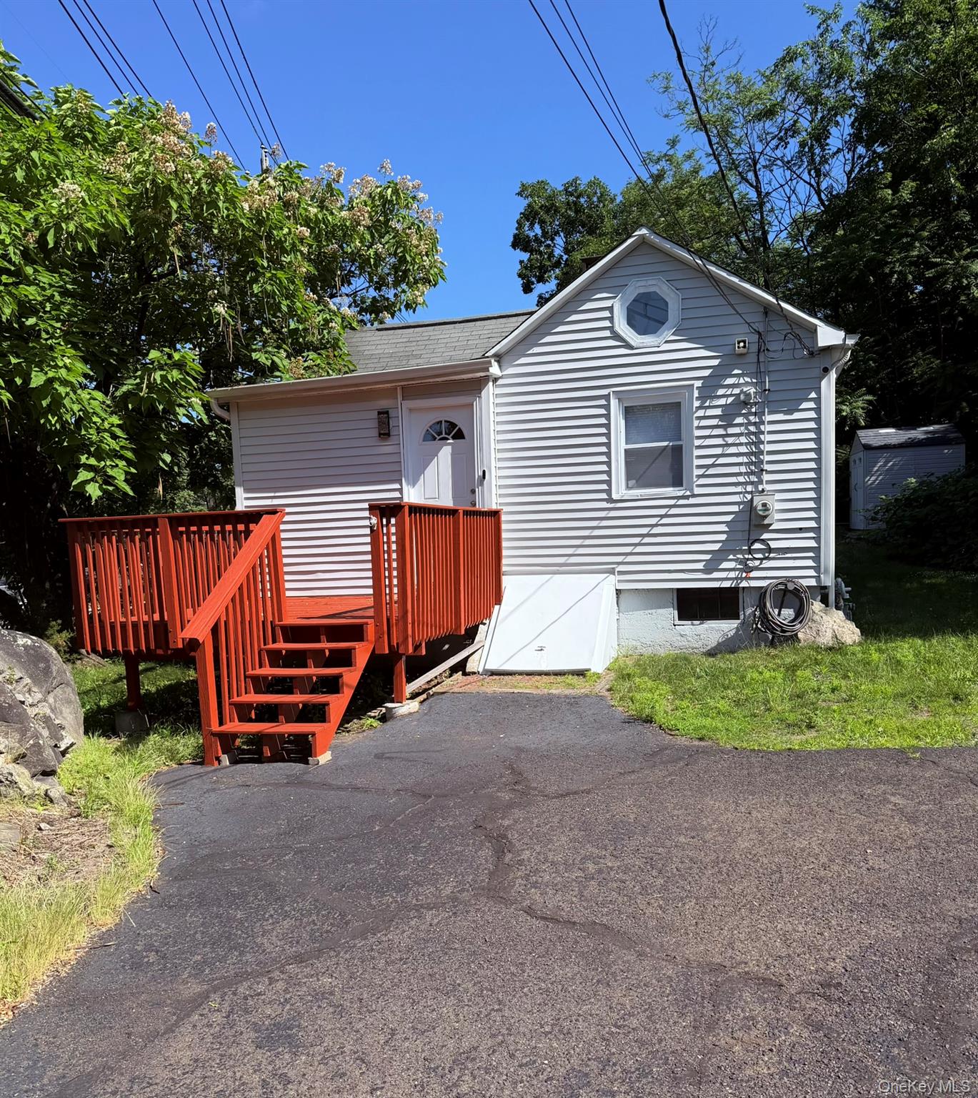 18 Orange Avenue — photo