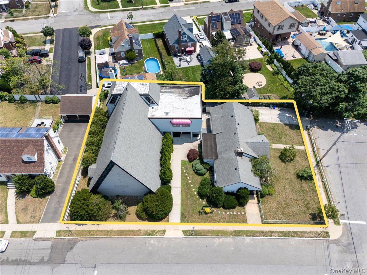 215 N Hillside Avenue — photo
