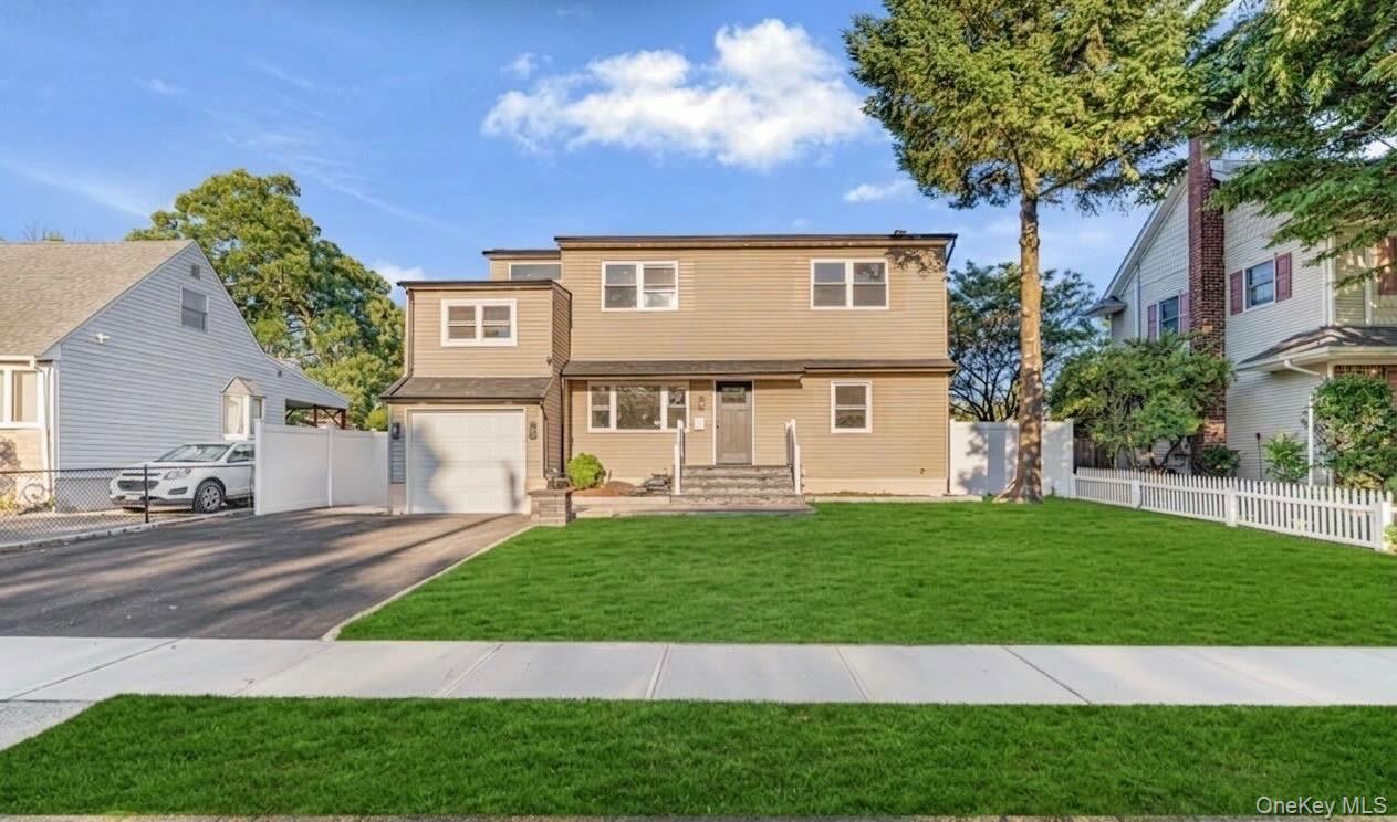 737 Flowerdale Drive — photo