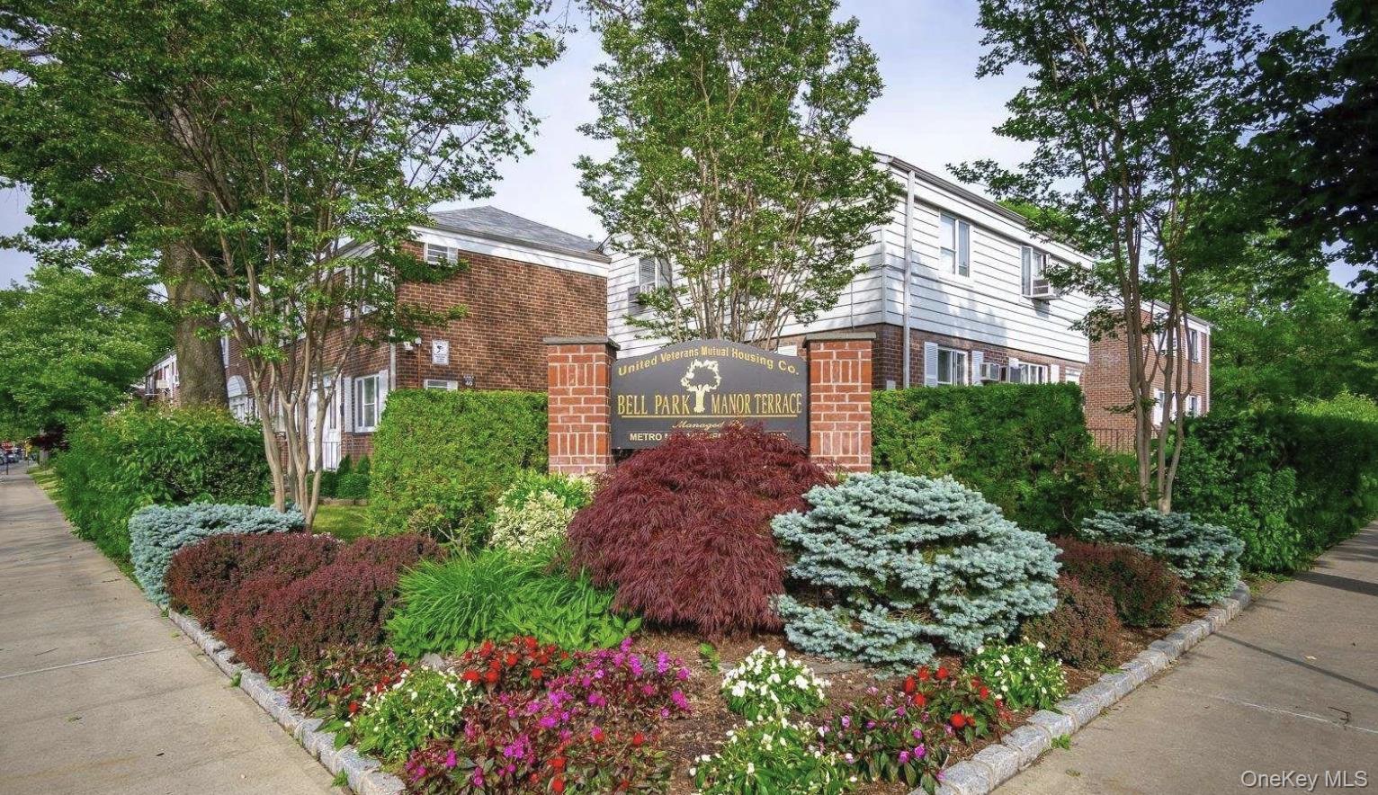 221-51 Manor Road Upper — photo
