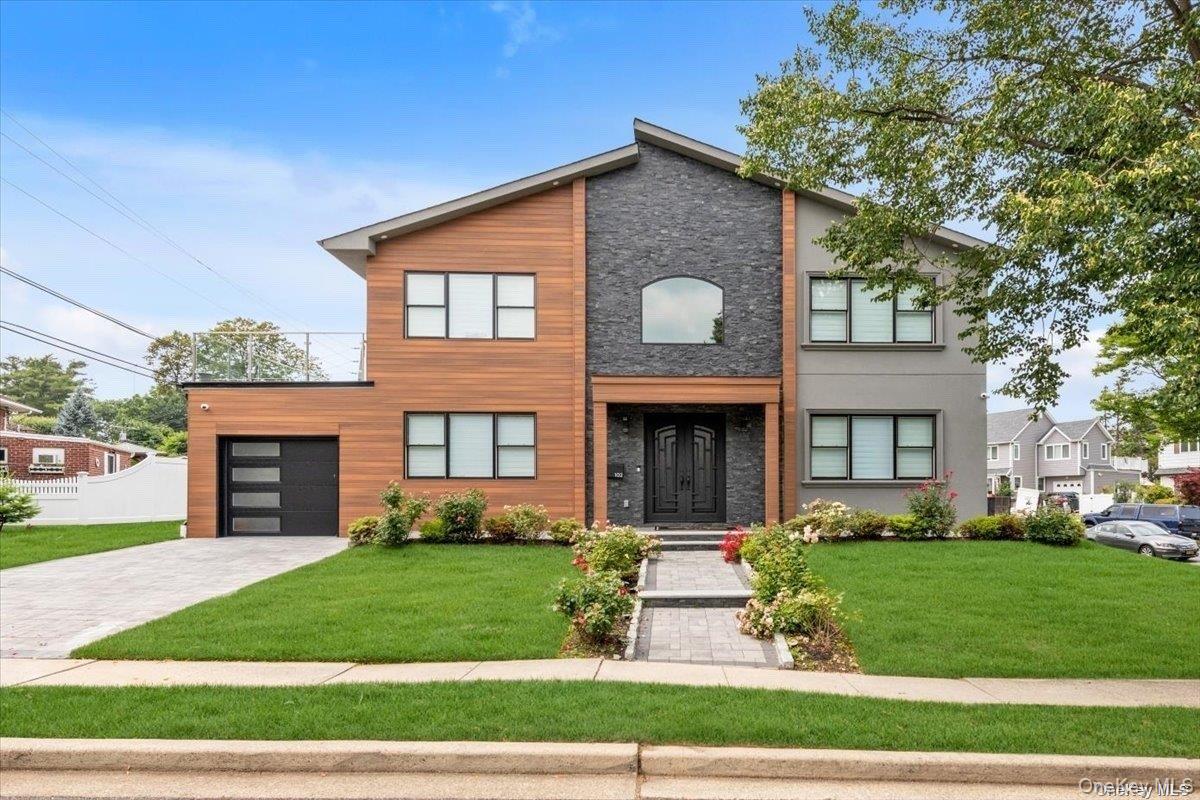 102 Kate Drive — photo