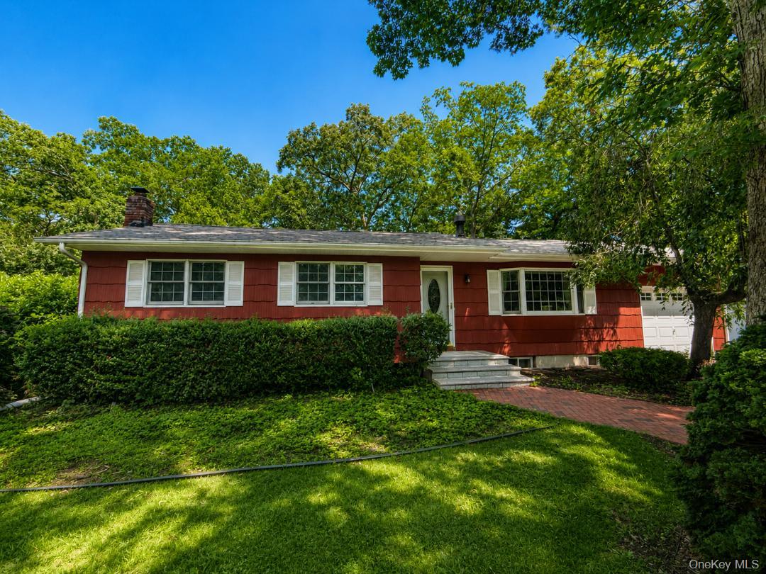 23 Flicker Drive — photo