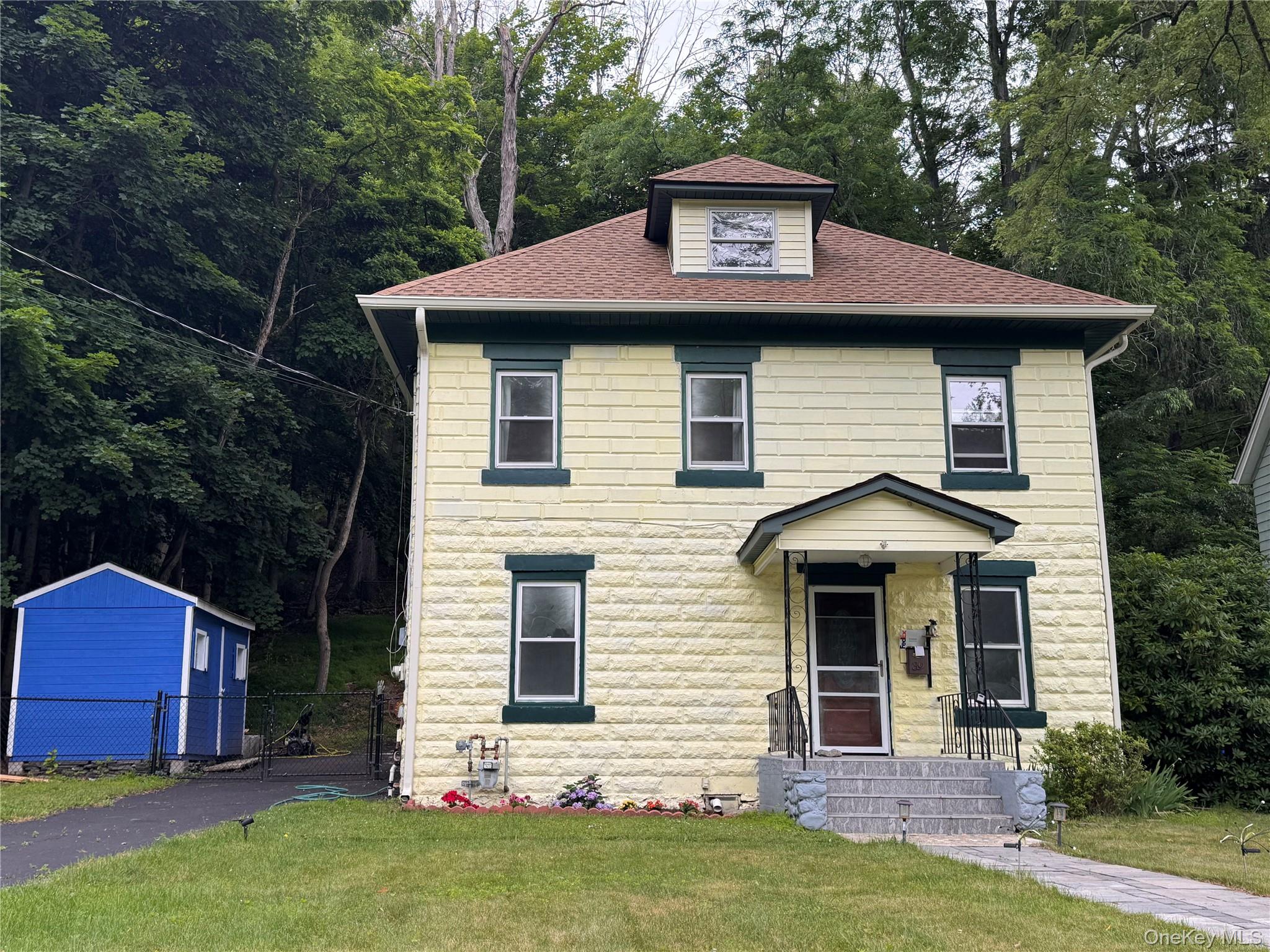 39 Reservoir Avenue — photo