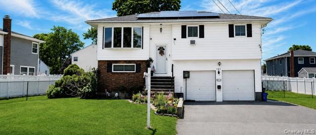121 W Lake Drive — photo