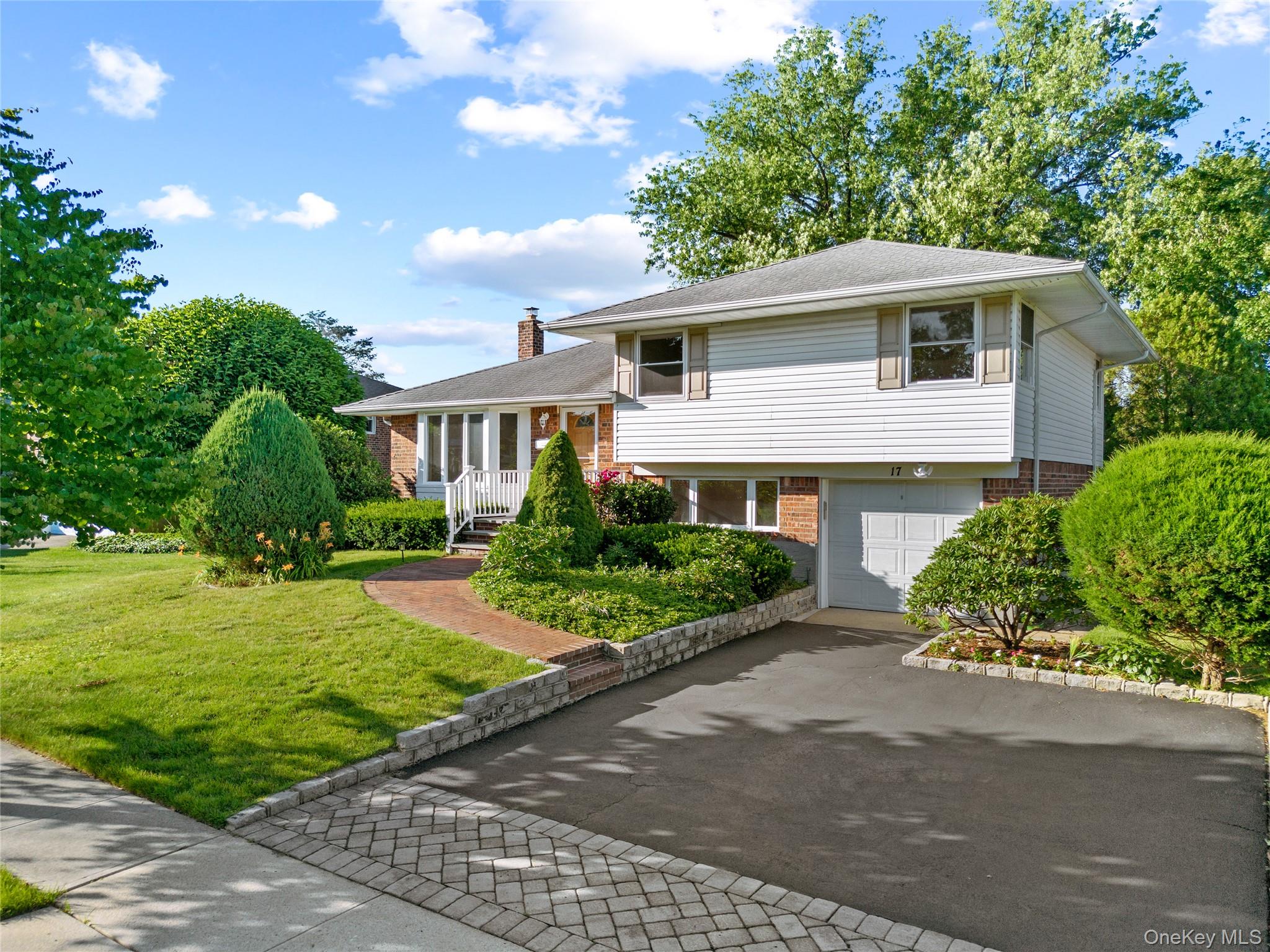 17 Wren Drive — photo