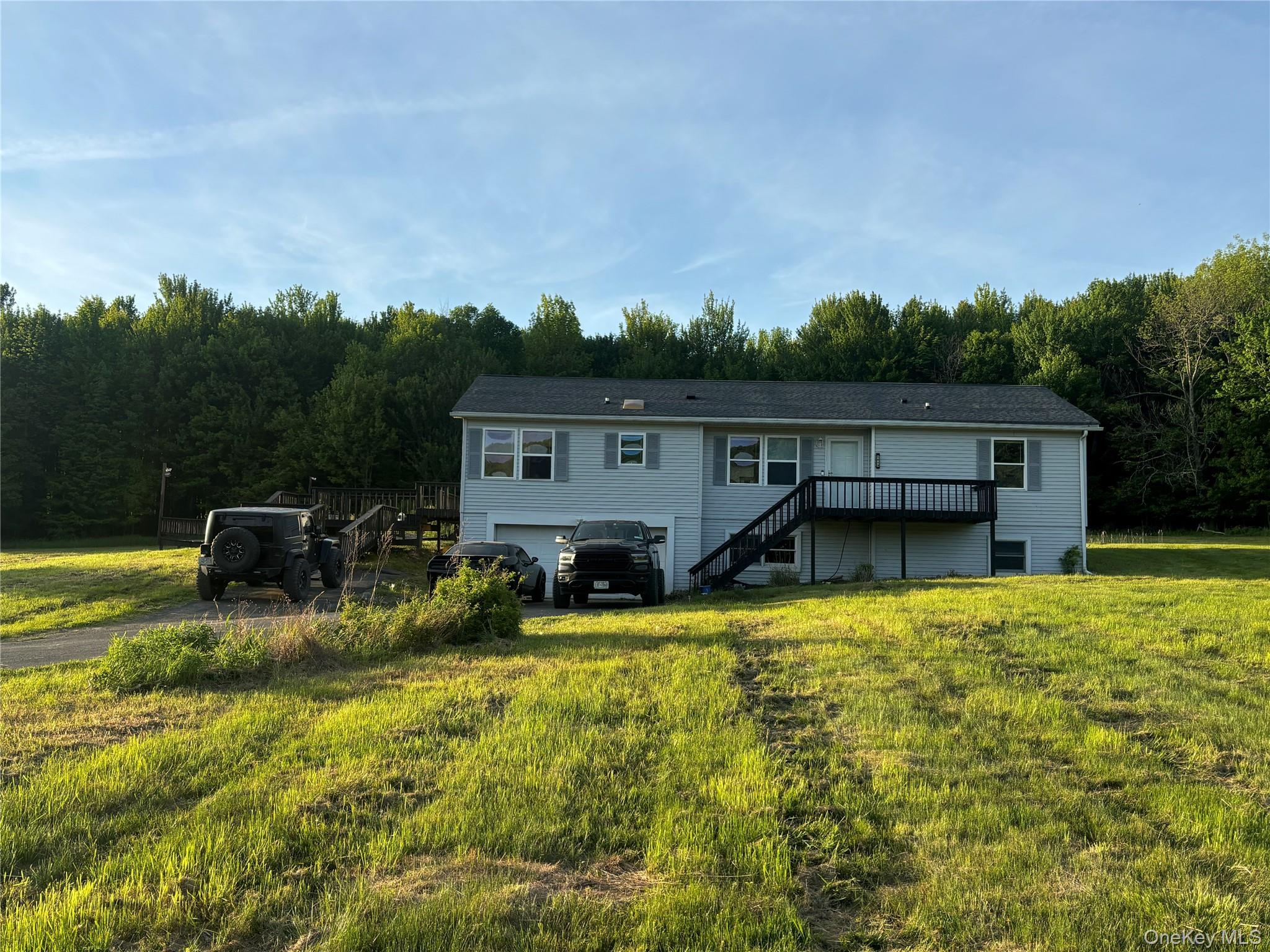 1013 Campbell Road — photo