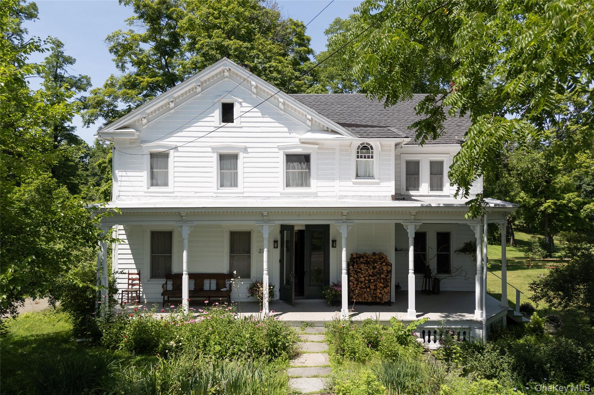 228 Main Street — photo