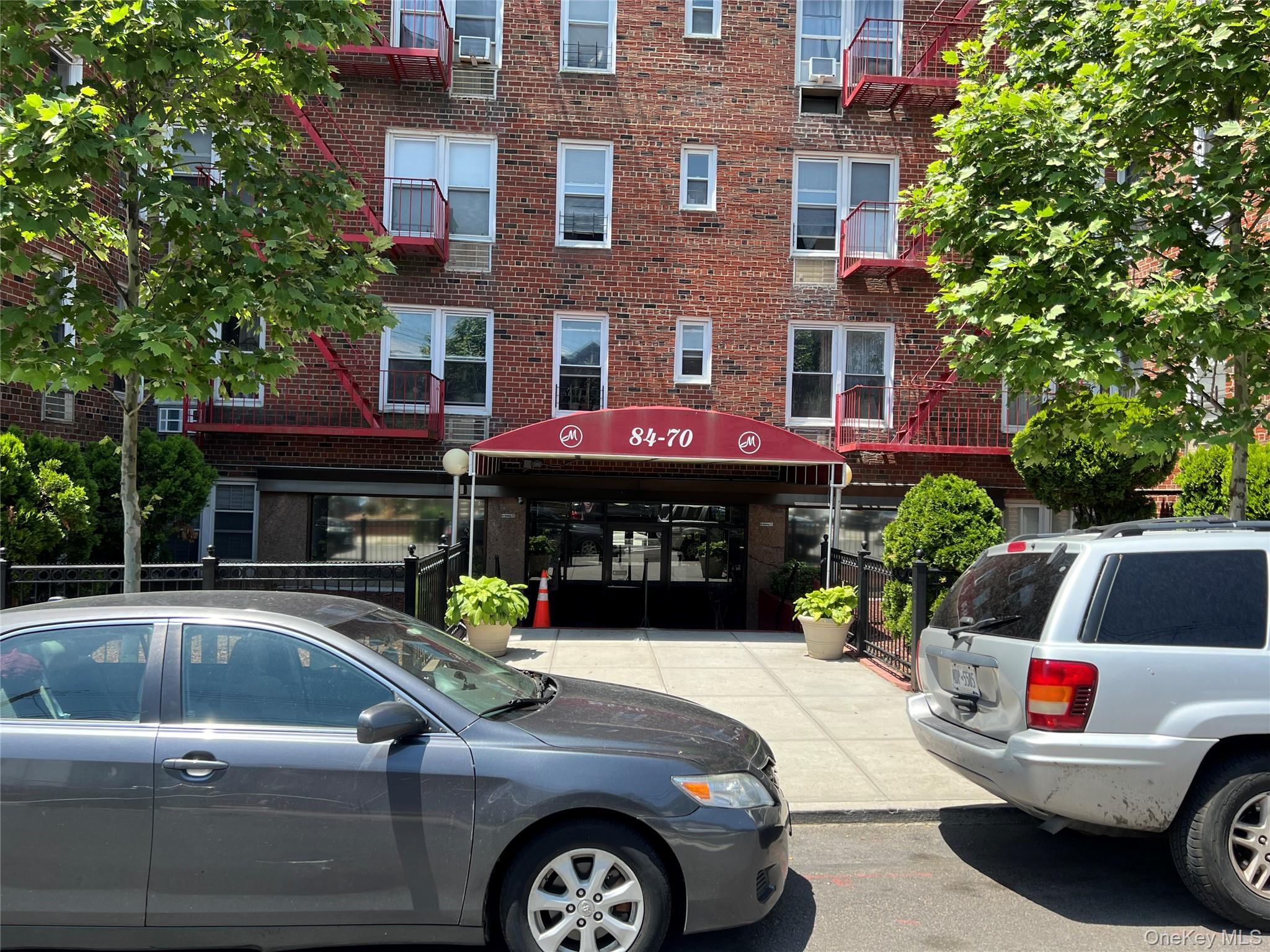 84-70 129th Street 5B — photo