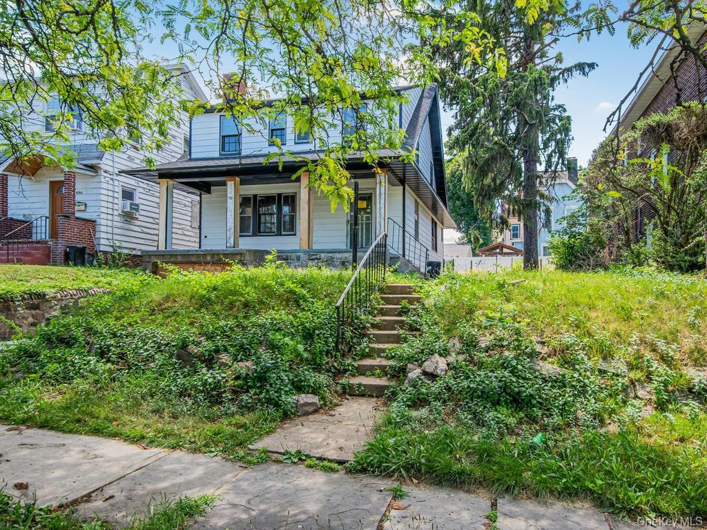 484 E 5th Street — photo