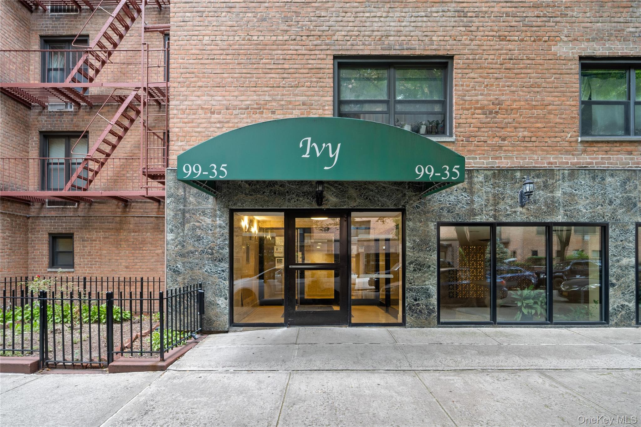 9935 59th Avenue 5E — photo